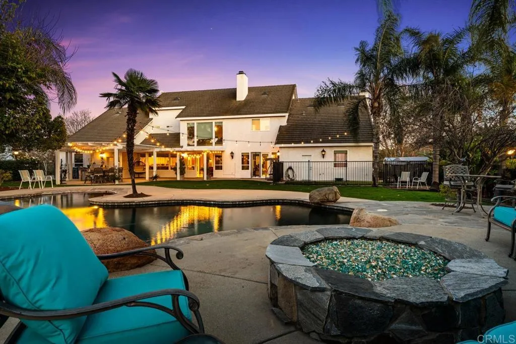 38755 Via Vista Grande, Murrieta, California 92562 home-pic-40