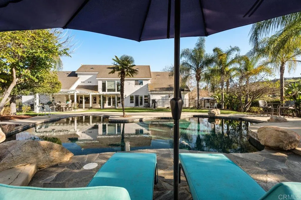 38755 Via Vista Grande, Murrieta, California 92562 home-pic-38