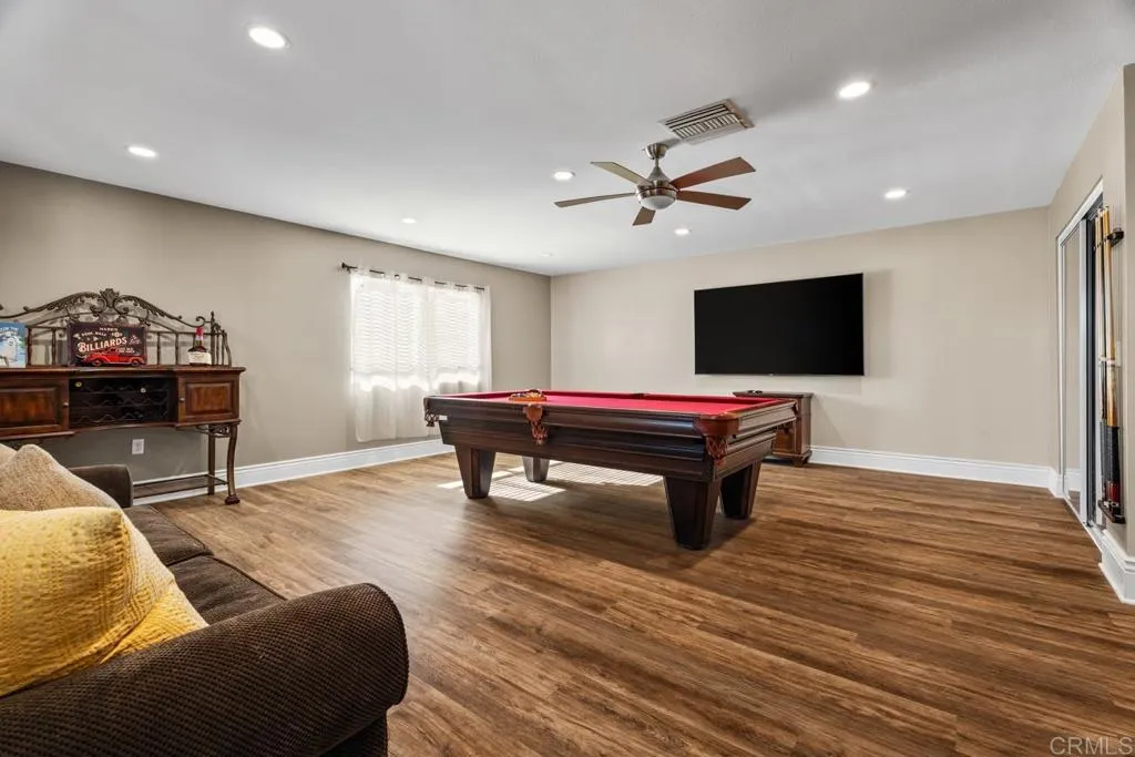 38755 Via Vista Grande, Murrieta, California 92562 home-pic-23