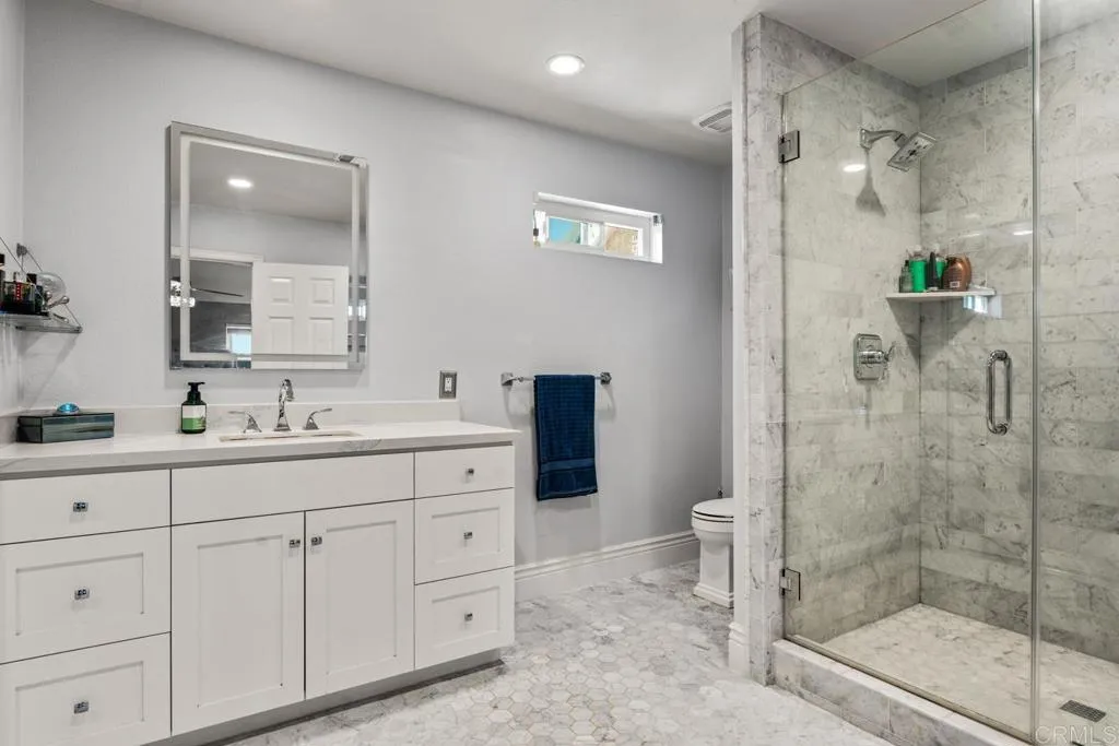 38755 Via Vista Grande, Murrieta, California 92562 home-pic-26