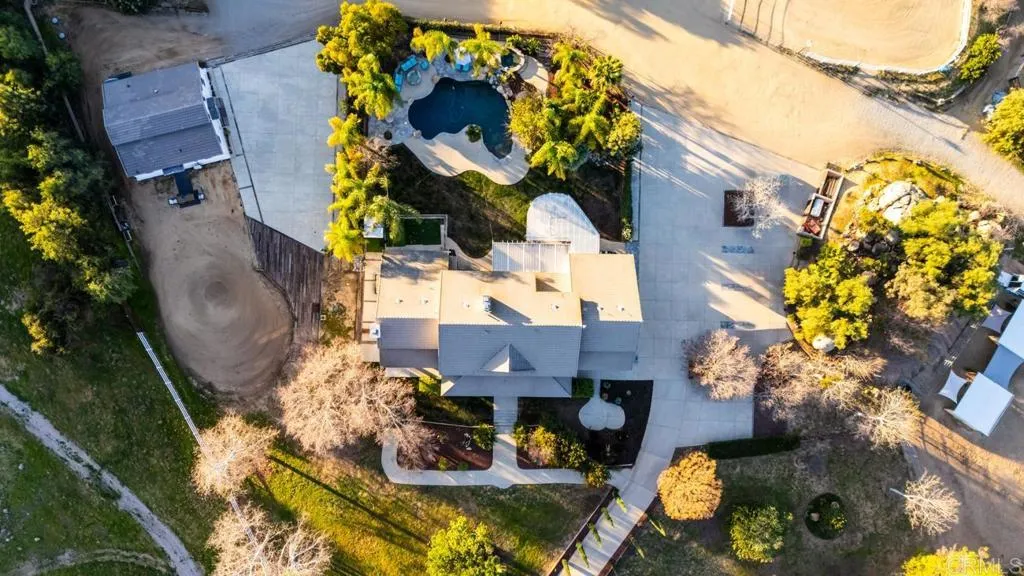 38755 Via Vista Grande, Murrieta, California 92562 home-pic-67