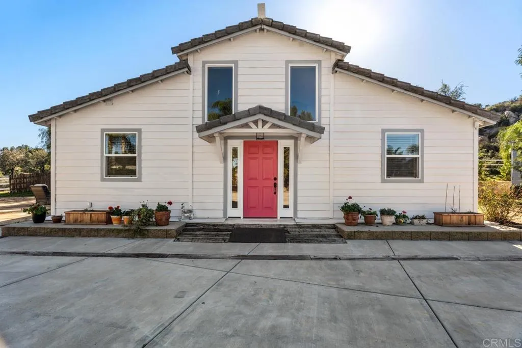 38755 Via Vista Grande, Murrieta, California 92562 home-pic-44
