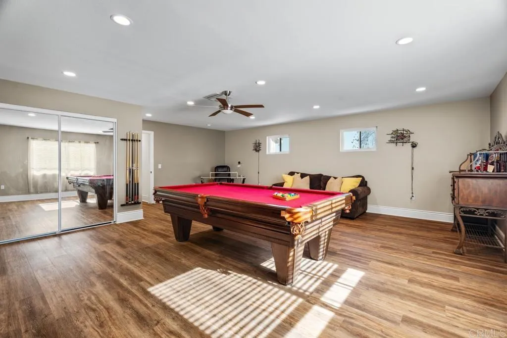 38755 Via Vista Grande, Murrieta, California 92562 home-pic-24