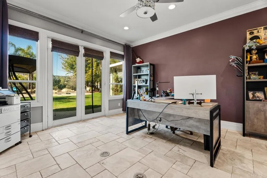 38755 Via Vista Grande, Murrieta, California 92562 home-pic-19