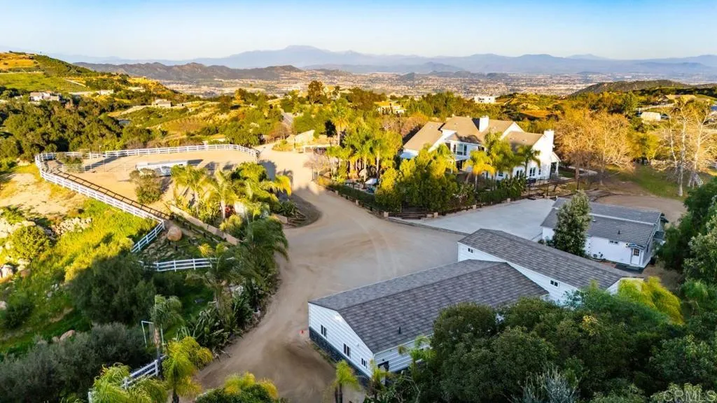 38755 Via Vista Grande, Murrieta, California 92562 home-pic-73