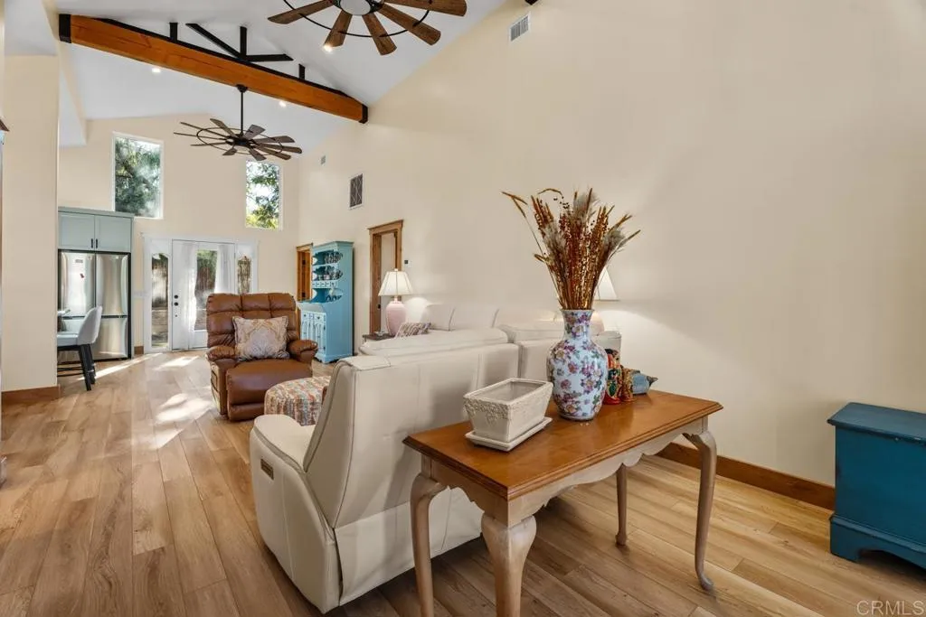 38755 Via Vista Grande, Murrieta, California 92562 home-pic-47