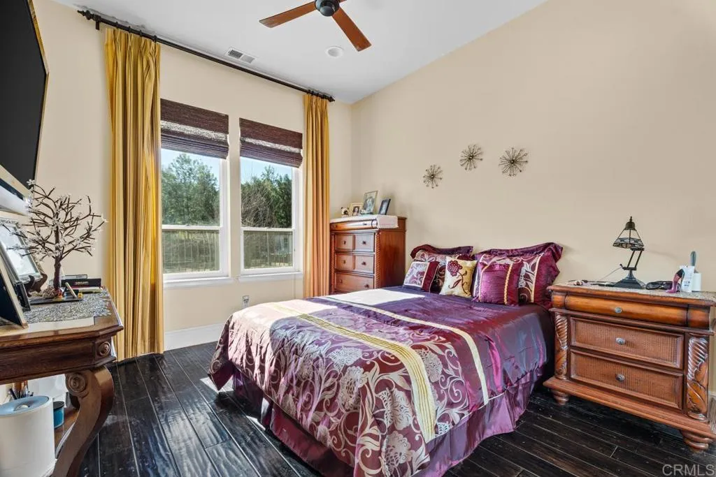38755 Via Vista Grande, Murrieta, California 92562 home-pic-34