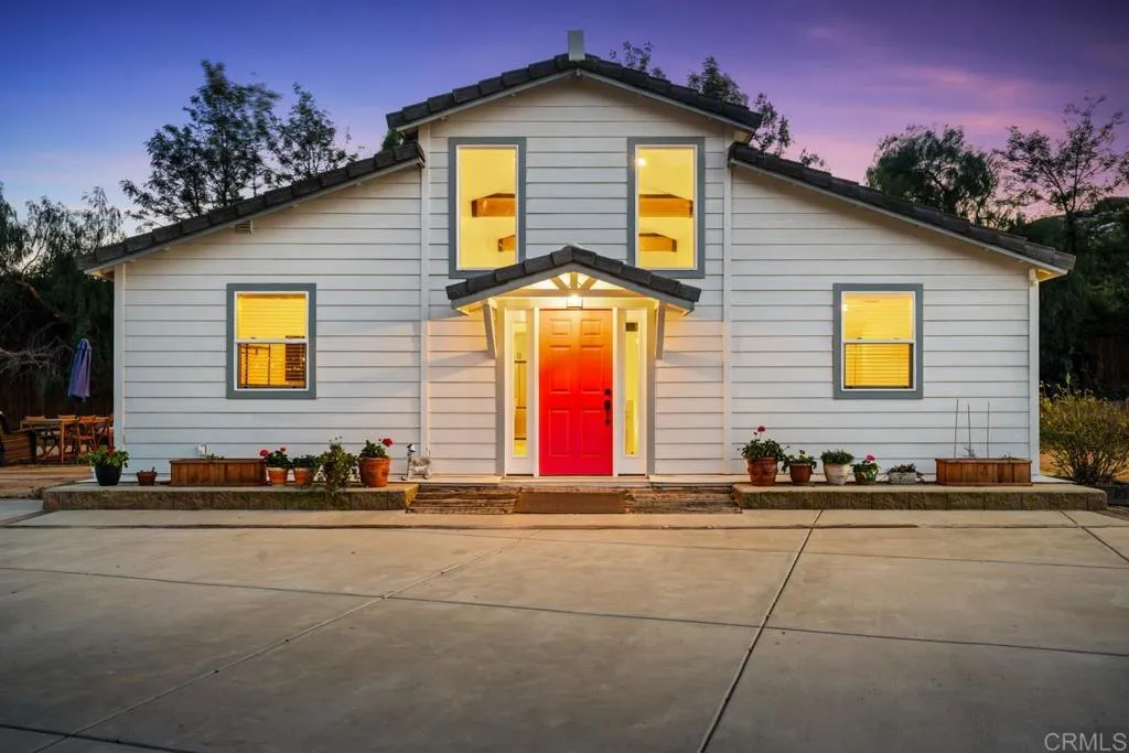 38755 Via Vista Grande, Murrieta, California 92562 home-pic-45
