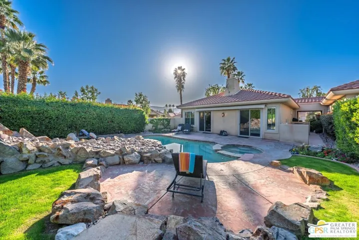 153 E Kavenish Drive, Rancho Mirage, California 92270