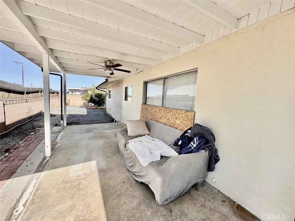 471 Whitney, Hemet, California 92543 home-pic-17