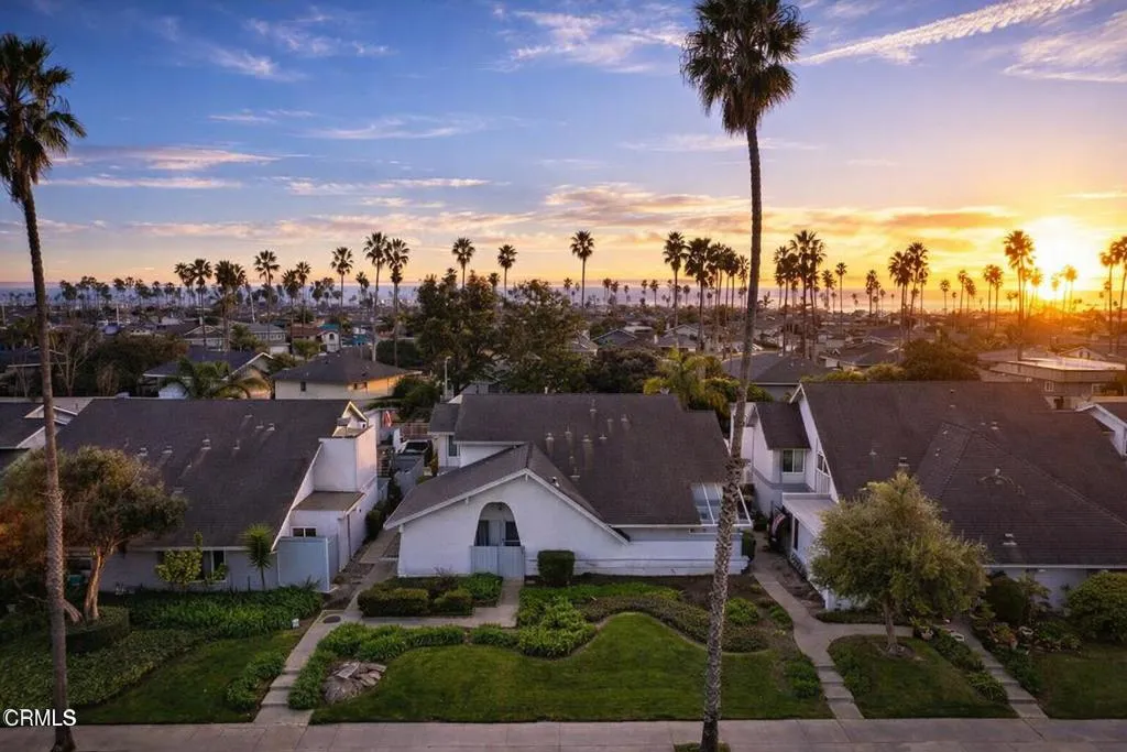 2543 E Harbor Boulevard 1, Ventura, California 93001 home-pic-1