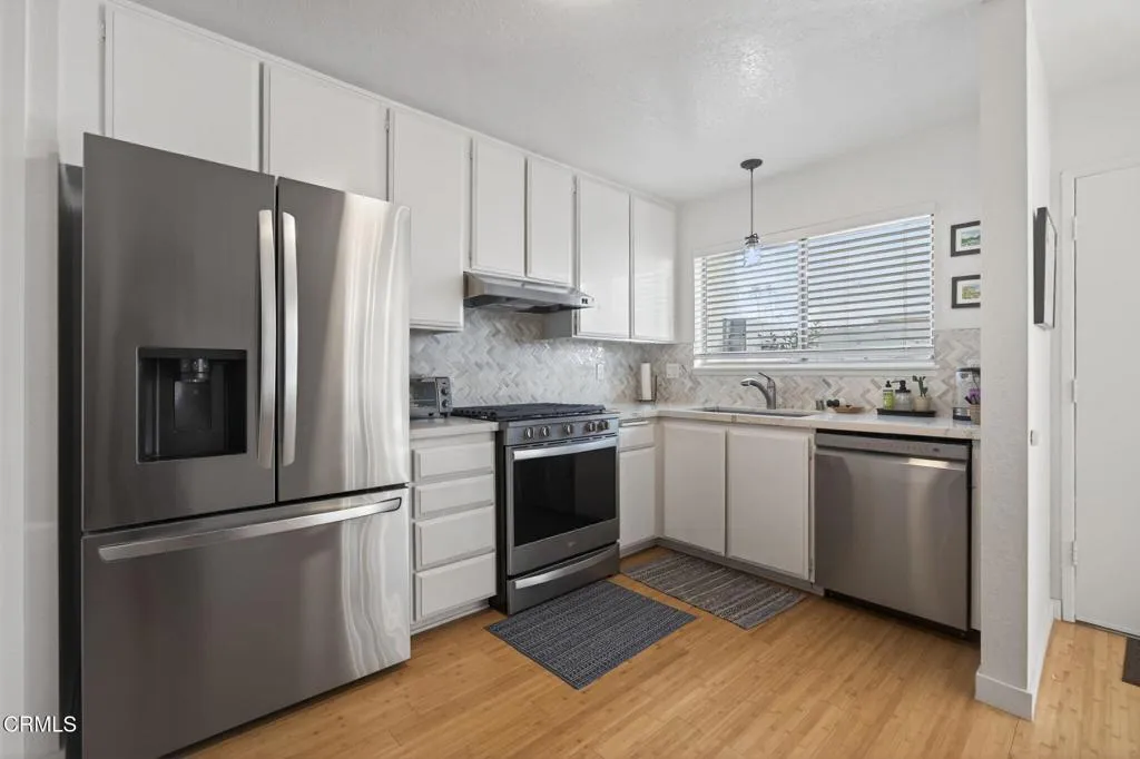2543 E Harbor Boulevard 1, Ventura, California 93001 home-pic-12