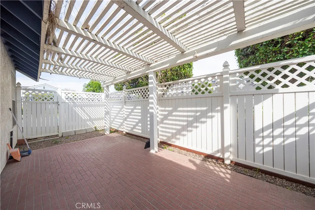 812 W Grondahl D, Covina, California 91722 home-pic-39
