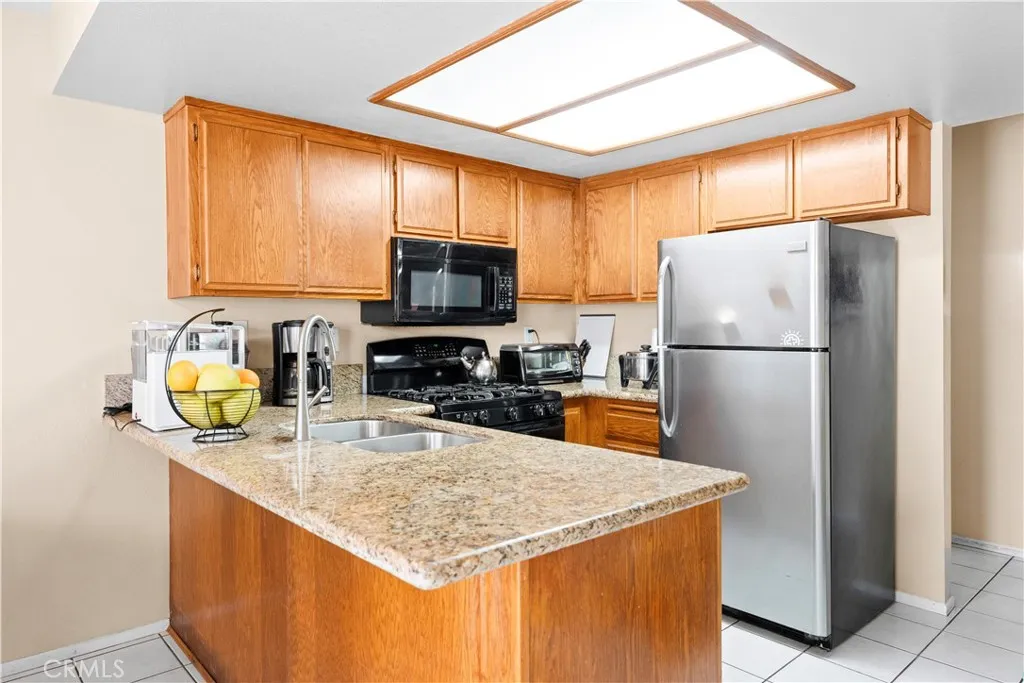 812 W Grondahl D, Covina, California 91722 home-pic-22