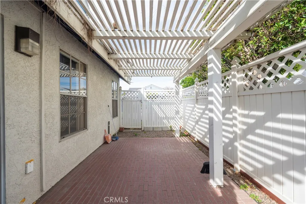 812 W Grondahl D, Covina, California 91722 home-pic-40