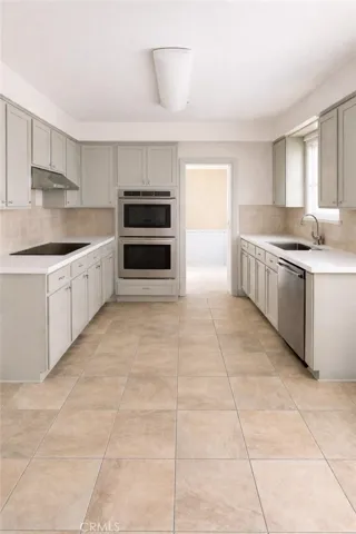 Updated Kitchen with new counter tops