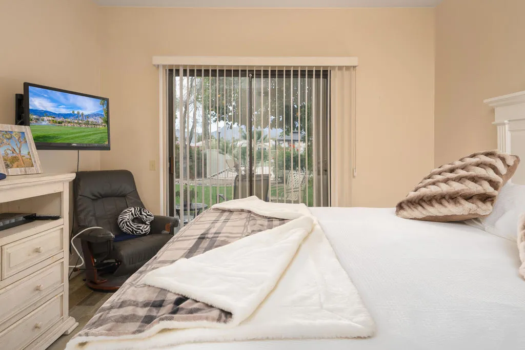 67663 Lagos Way, Cathedral City, California 92234 home-pic-12