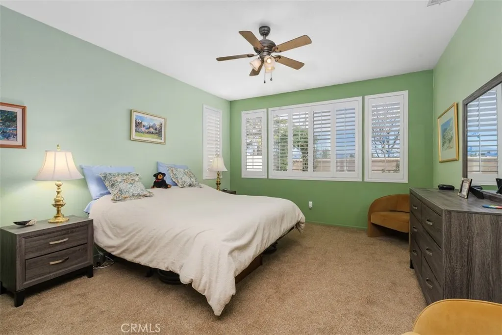 29148 Paradise Canyon Drive, Menifee, California 92584 home-pic-23