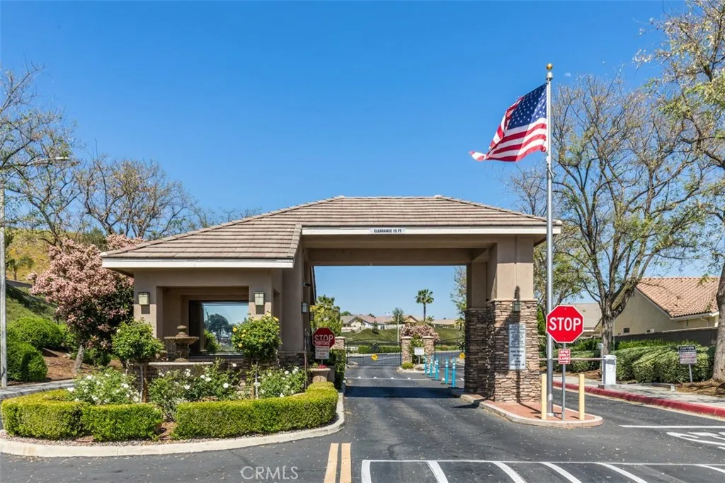 29148 Paradise Canyon Drive, Menifee, California 92584 home-pic-34