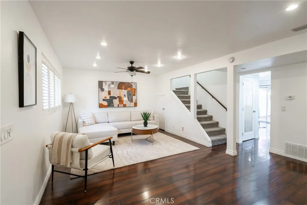 231 Green Lea, Thousand Oaks, California 91361 home-pic-1