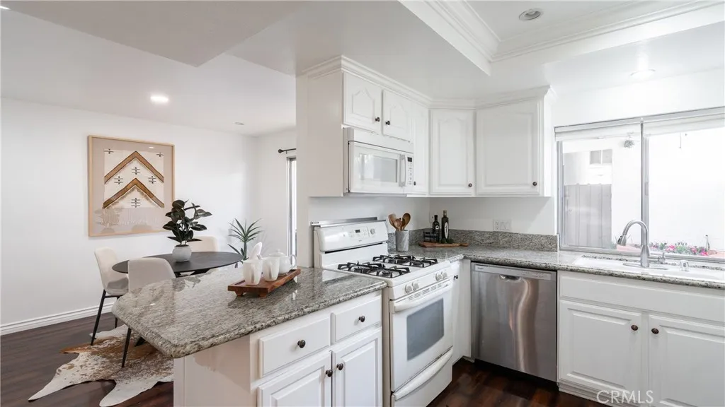 231 Green Lea, Thousand Oaks, California 91361 home-pic-9