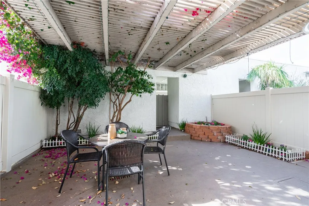 231 Green Lea, Thousand Oaks, California 91361 home-pic-13