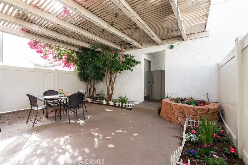 231 Green Lea, Thousand Oaks, California 91361 home-pic-15