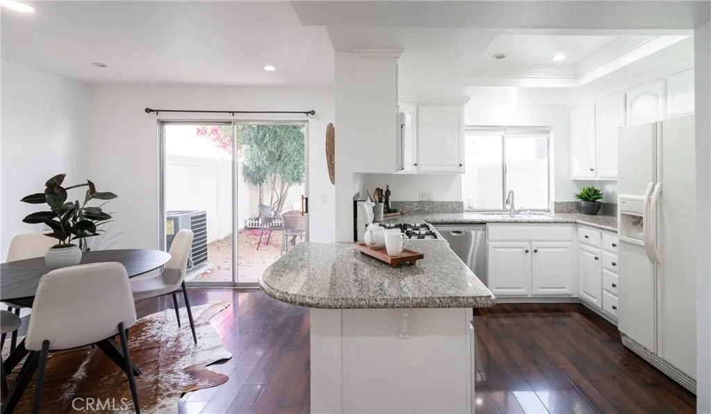 231 Green Lea, Thousand Oaks, California 91361 home-pic-6