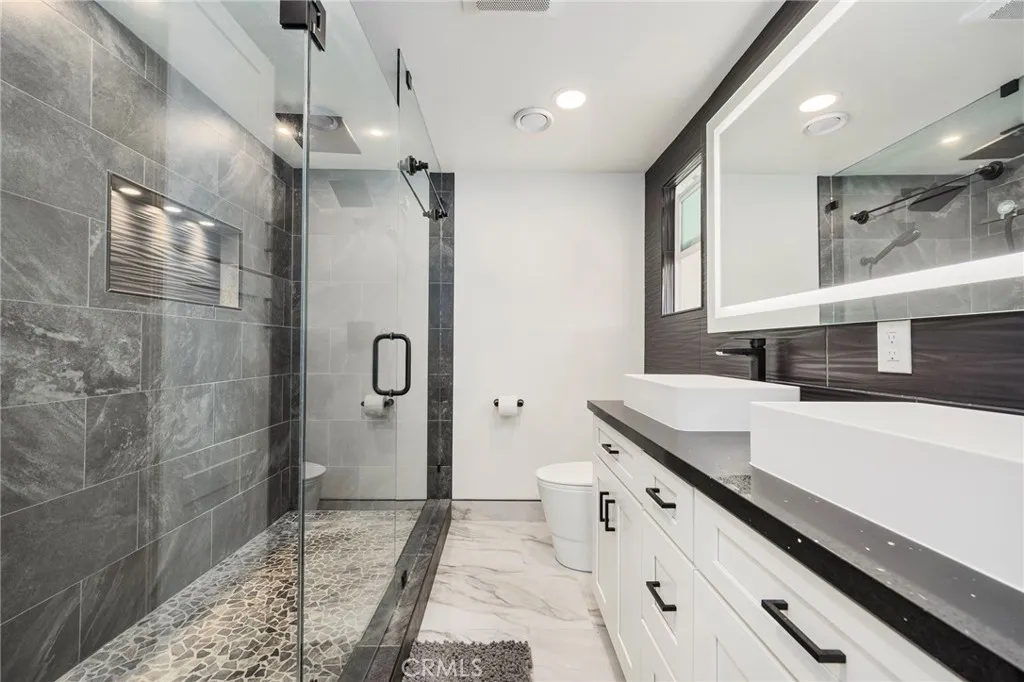 5068 Cumberland Drive, Cypress, California 90630 home-pic-28