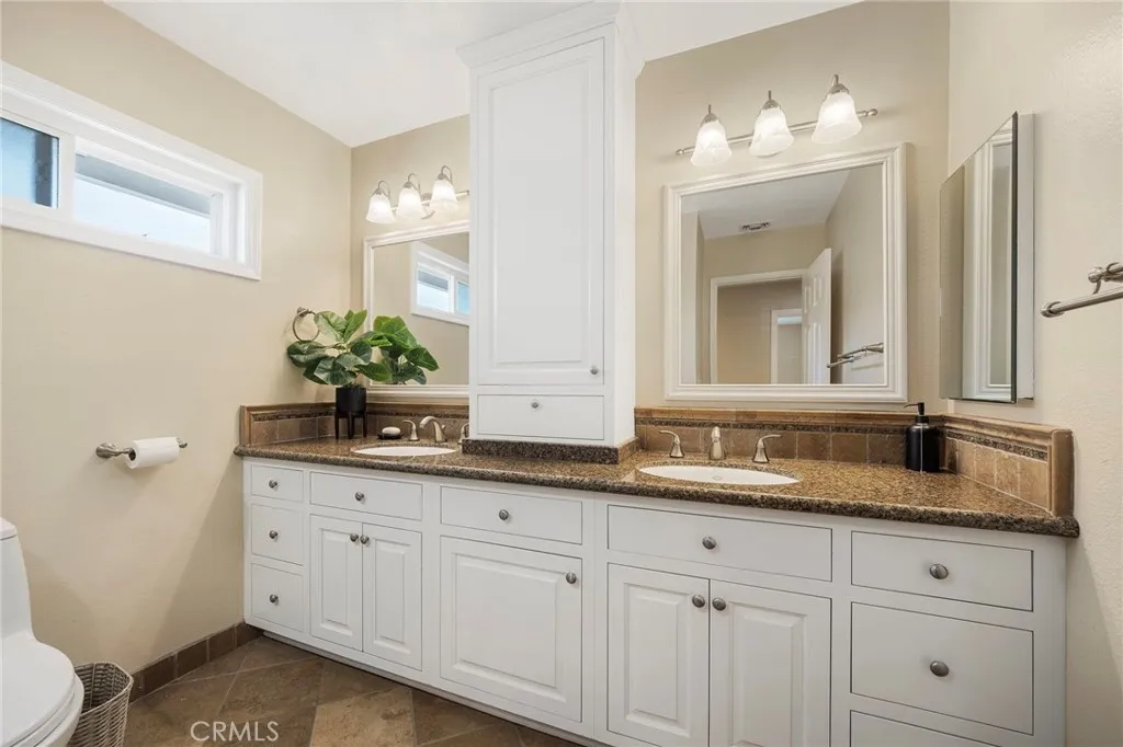 5068 Cumberland Drive, Cypress, California 90630 home-pic-36
