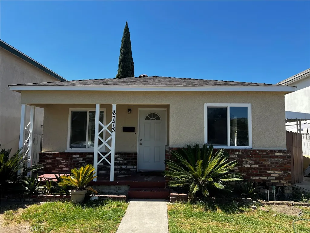 6773 Curtis, Long Beach, California 90805 home-pic-1