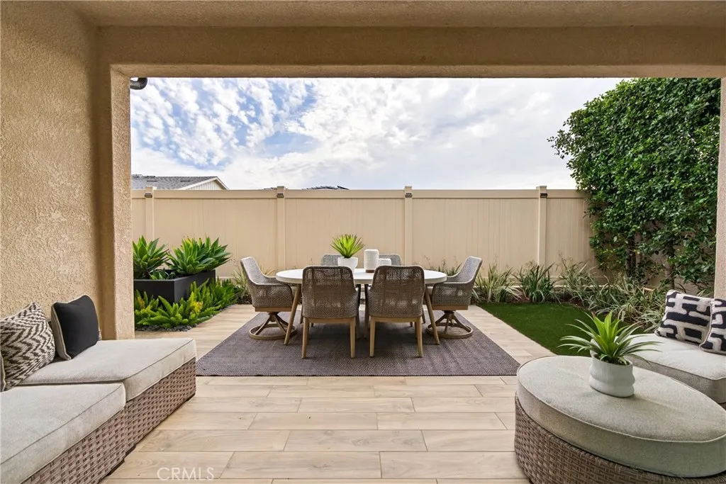 27616 Suncrest Road, San Pedro, California 90732 home-pic-23