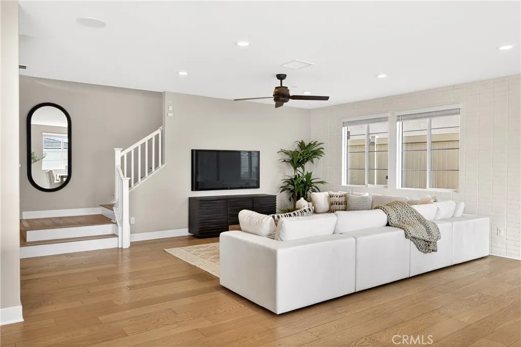 27616 Suncrest Road, San Pedro, California 90732 home-pic-14