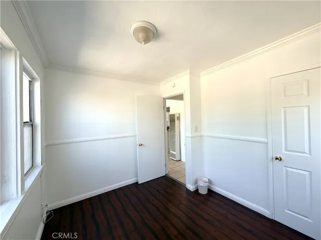 Room1