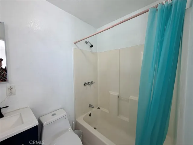 Bathroom1