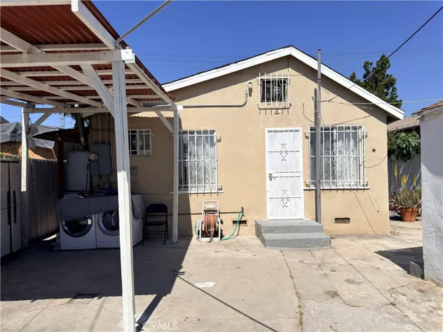 1318 E 100th Street, Los Angeles, California 90002