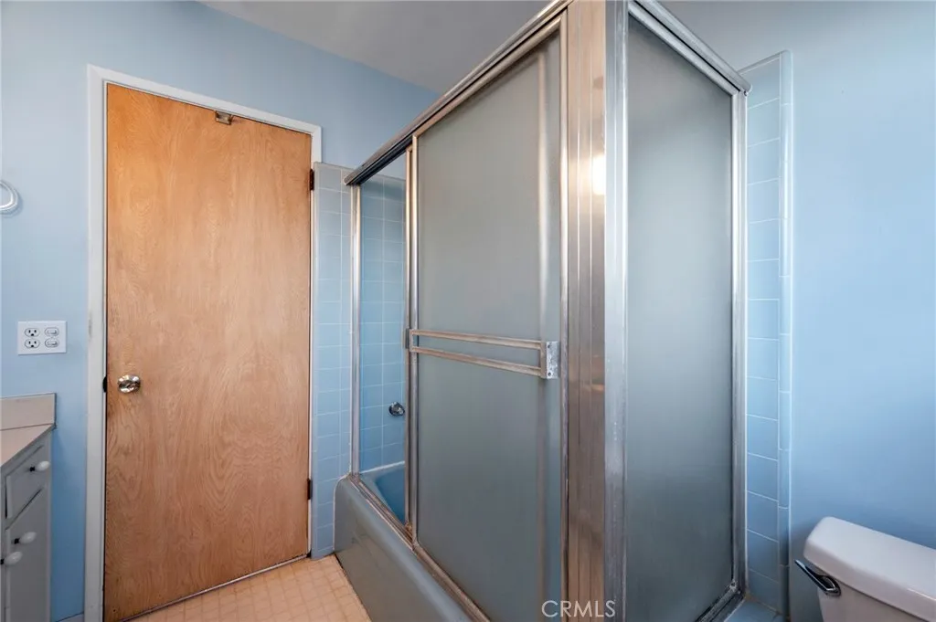 66 Pomona Ave, Long Beach, California 90803 home-pic-15