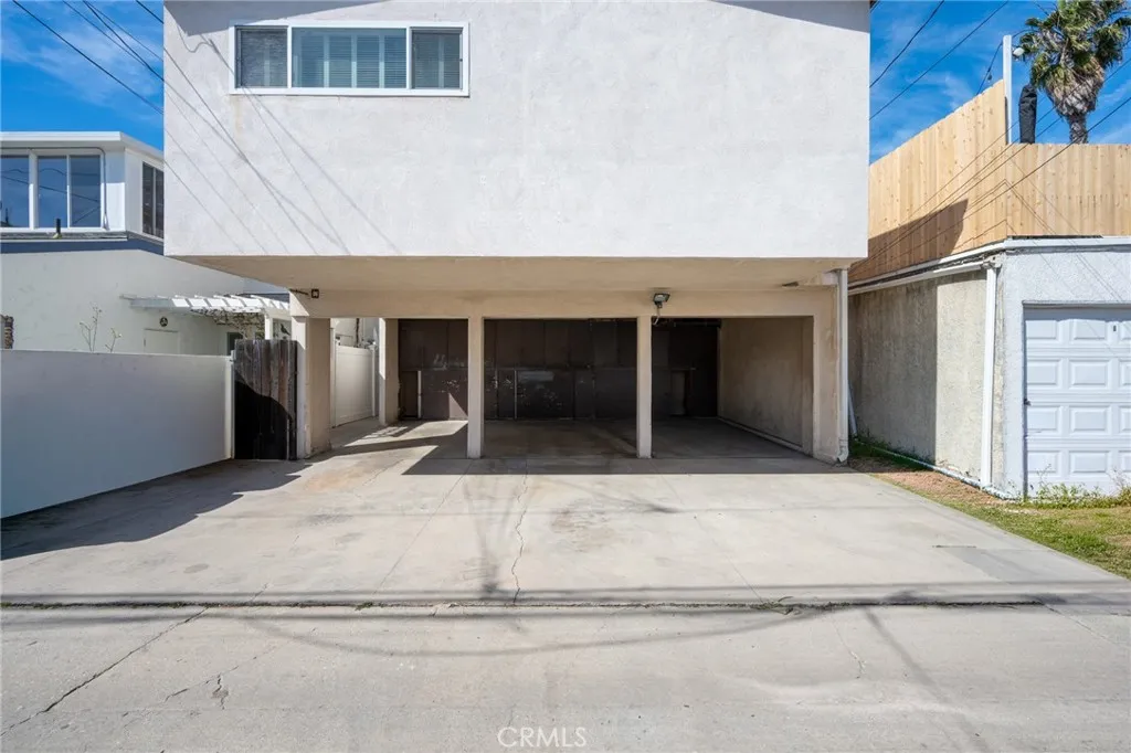 66 Pomona Ave, Long Beach, California 90803 home-pic-44