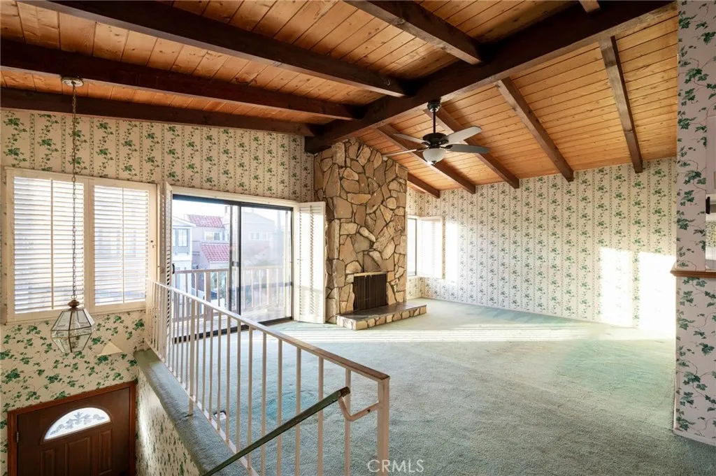66 Pomona Ave, Long Beach, California 90803 home-pic-2