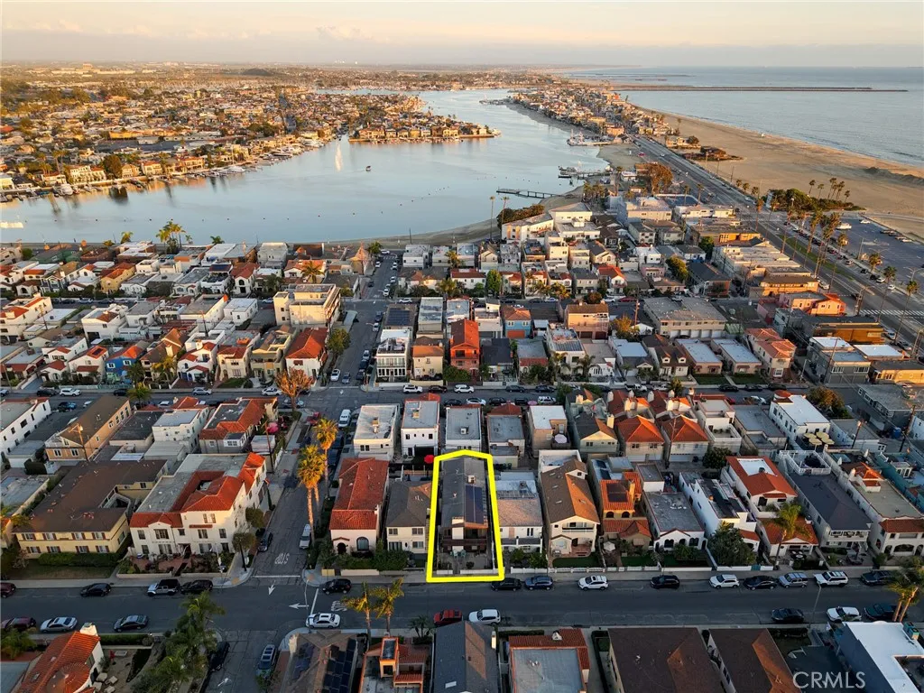 66 Pomona Ave, Long Beach, California 90803 home-pic-61