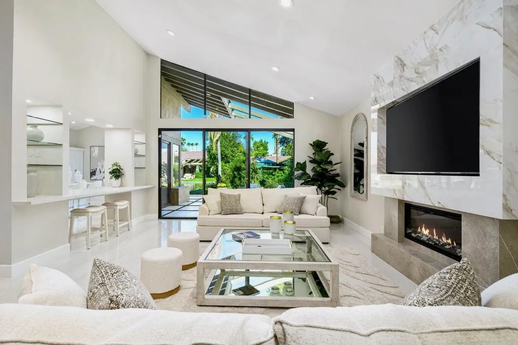 198 Green Mountain Drive, Palm Desert, California 92211 home-pic-11