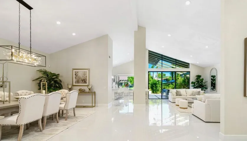 2c - Open Floor Plan Living