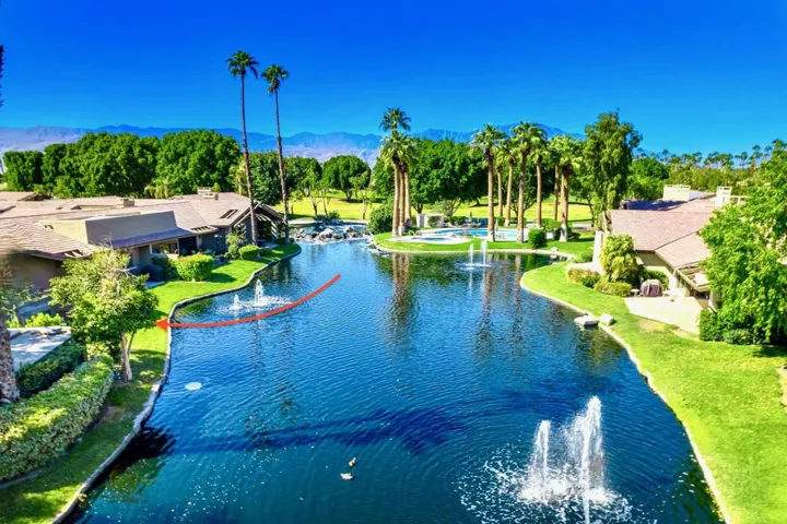 1b - Lake-Home-Patio