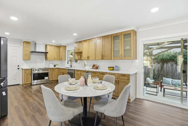 432 8th Avenue, Menlo Park, California 94025