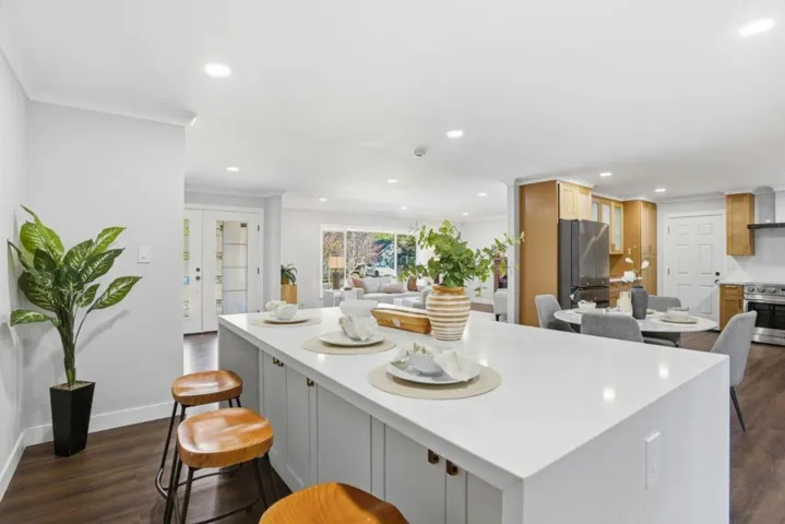 432 8th Avenue, Menlo Park, California 94025