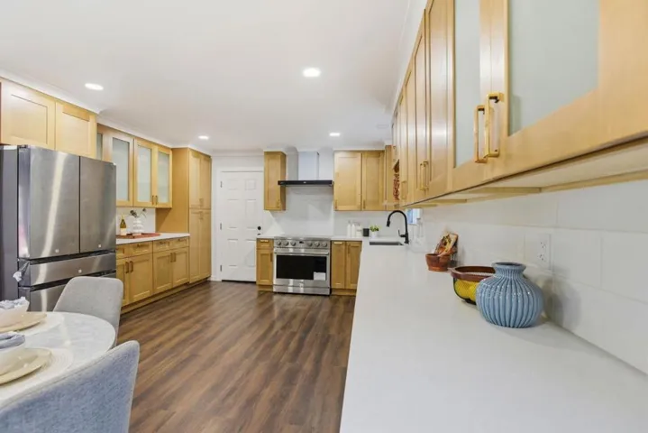 432 8th Avenue, Menlo Park, California 94025