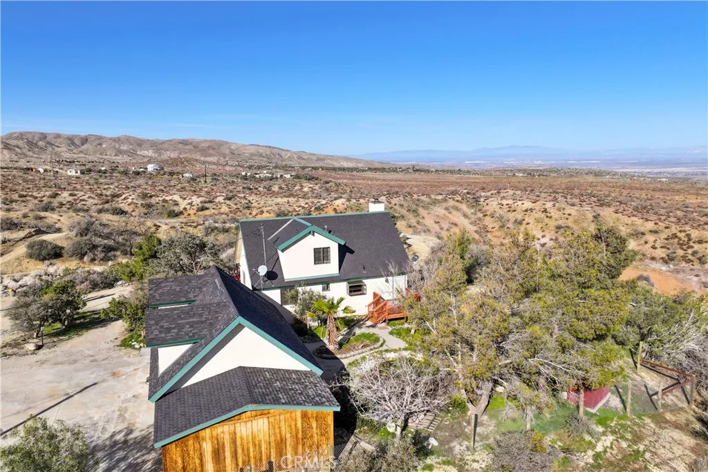 30407 106th E, Juniper Hills, California 93543 home-pic-67