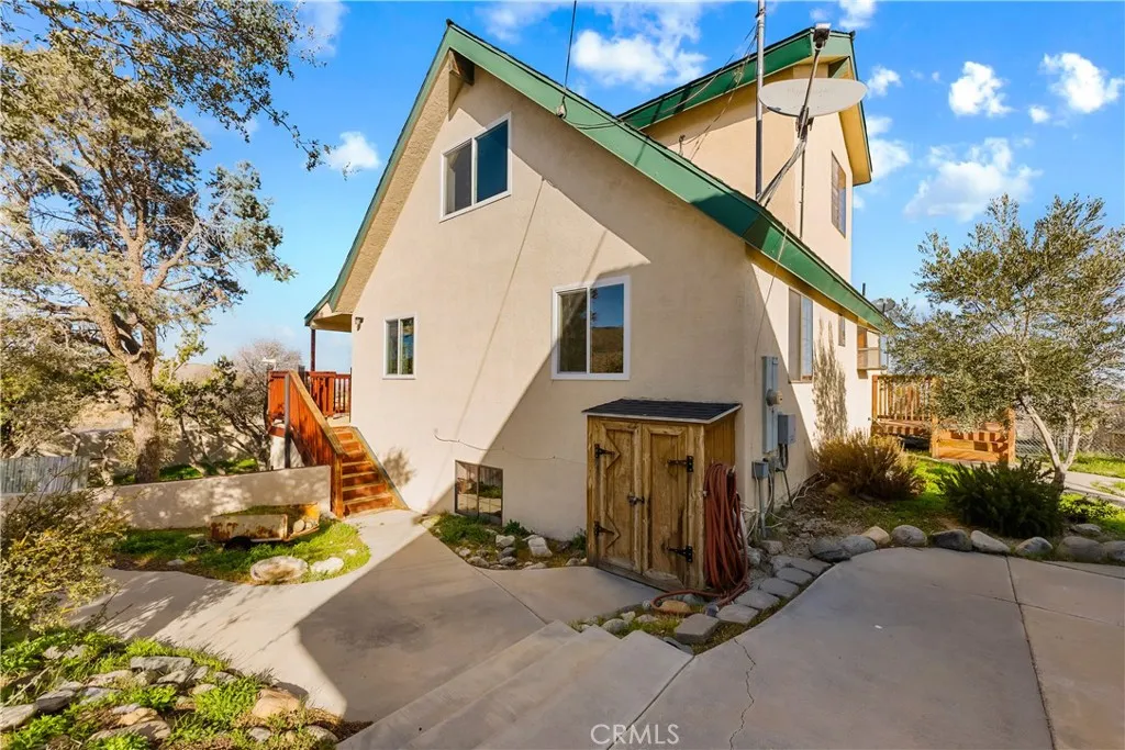 30407 106th E, Juniper Hills, California 93543 home-pic-43
