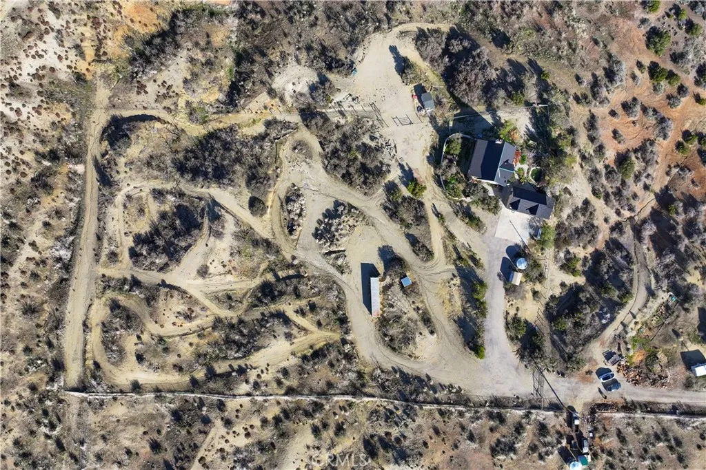30407 106th E, Juniper Hills, California 93543 home-pic-73