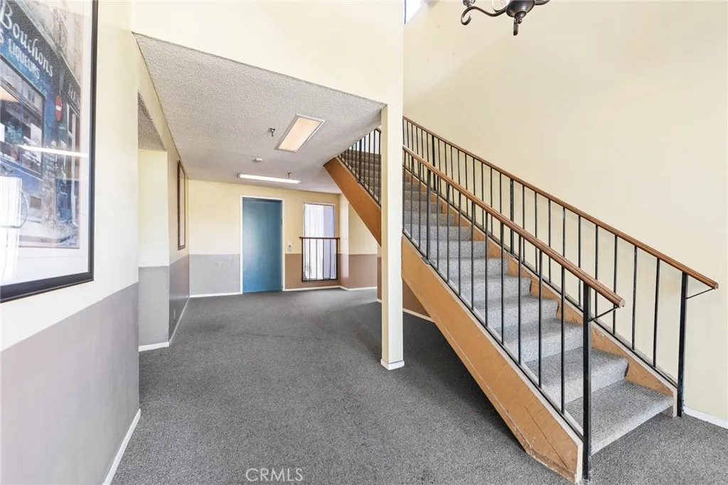 4760 Lakeview Avenue, Yorba Linda, California 92886 home-pic-22